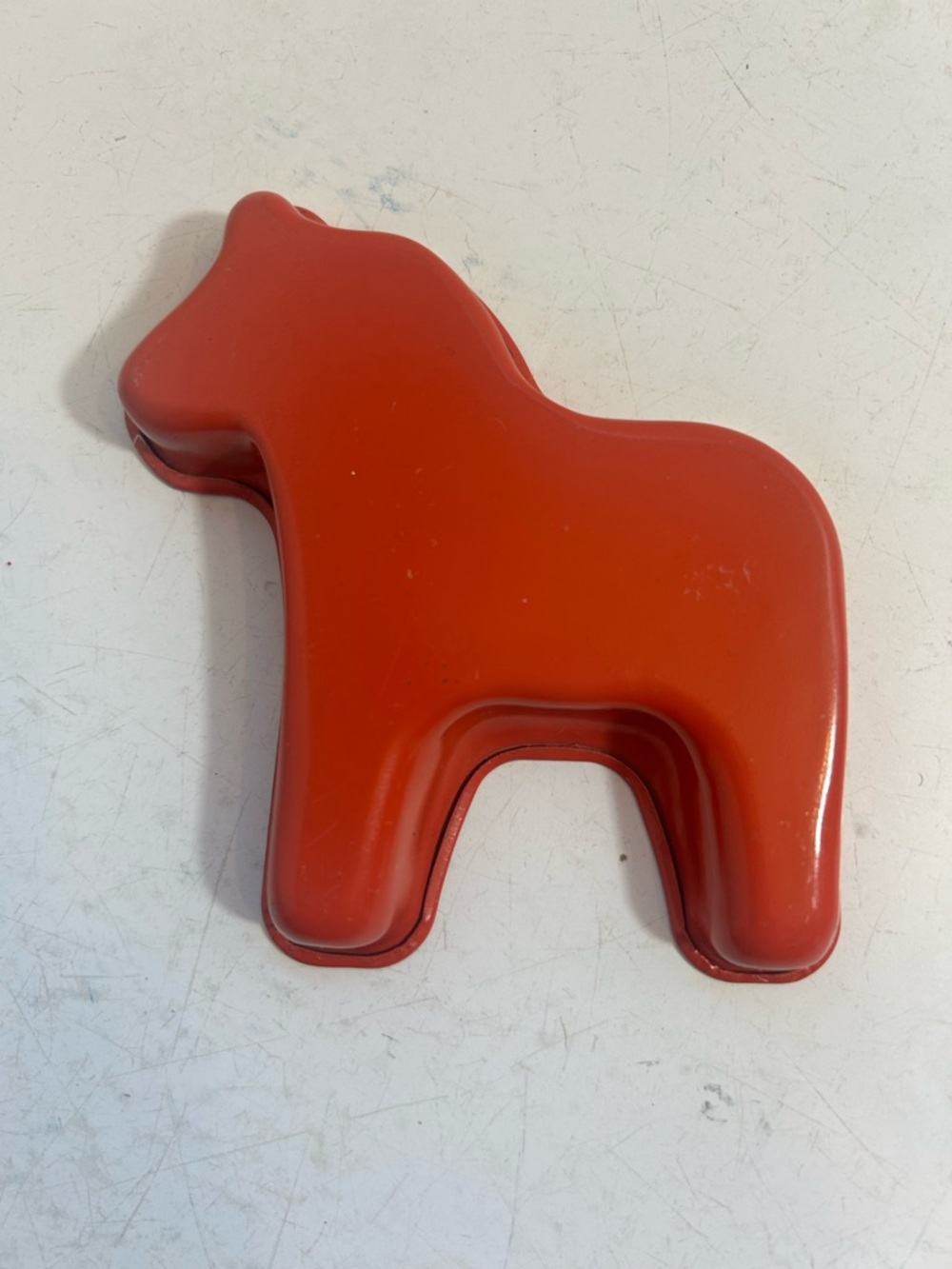 IKEA Dala red horse non stick cake pans baking moulds large and small size - Picture 7 of 16